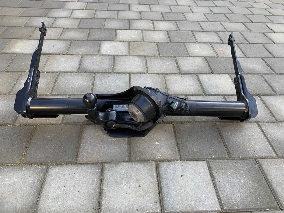 Carlig remorcare Audi Q5 2017-2024 cod 80A800495J
