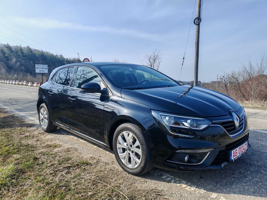 Megan lV Limited 1.3 TCE  2019 benzina 140 Cp