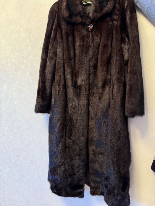 Шуба для продажи