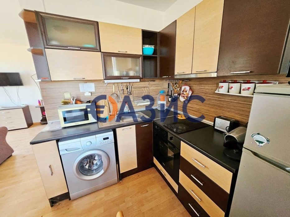 Продава се Двустаен апартамент в к.к. Слънчев бряг - 58 кв.м за 819 €/кв.м - Снимка #7