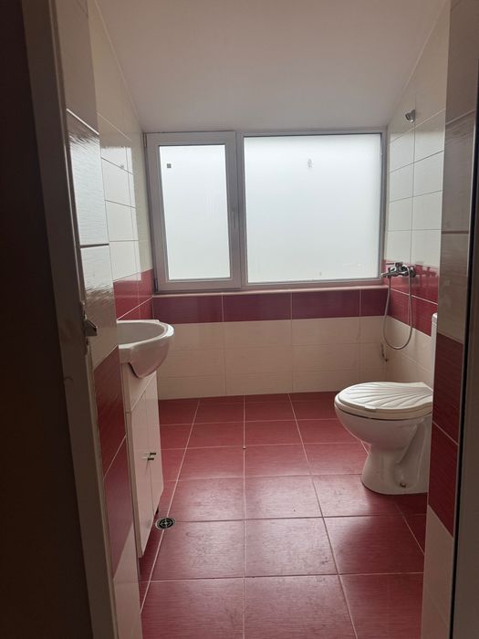 Дава се под наем Четиристаен апартамент в Бургас, Братя Миладинови - 170 кв.м за 757.86 € - Снимка #4