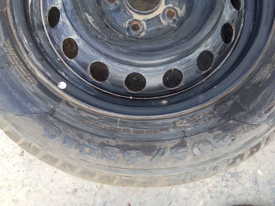 Продам запаску от короллы