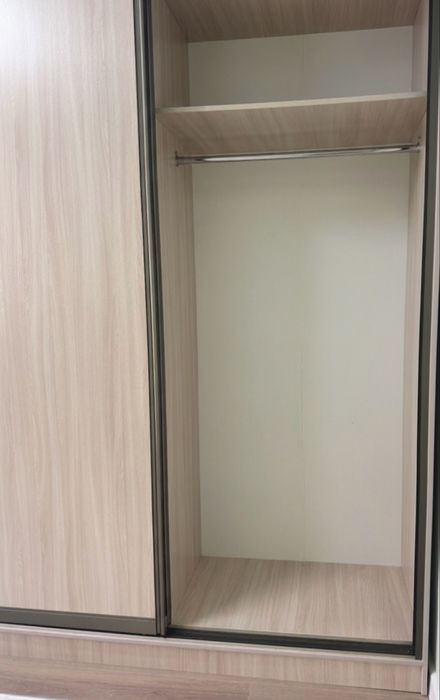 Шкаф купе в хорошем состоянии