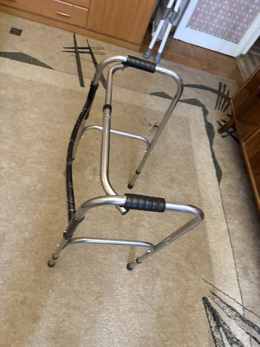 Ходунки для взрослых