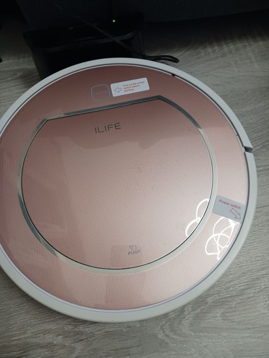IlifeА6 и 7plus  робот  прахосмукачка