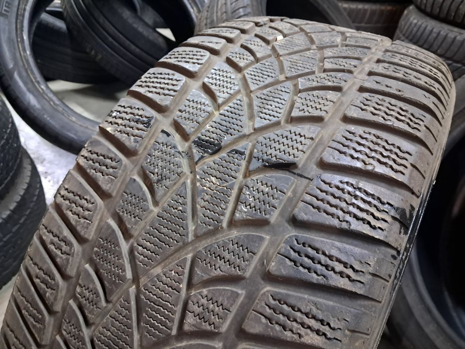 1xAnvelopa second iarna 265 40 R20 Dunlop