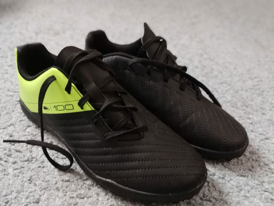 Ghete fotbal Kipsta marime 38