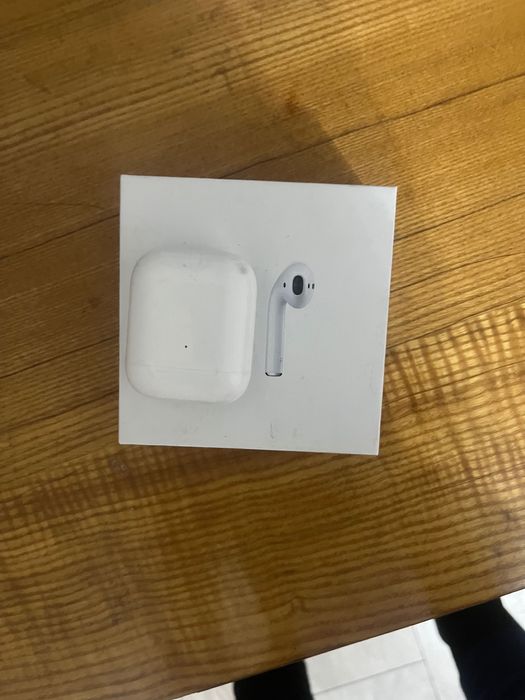 Наушник  AirPods 2
