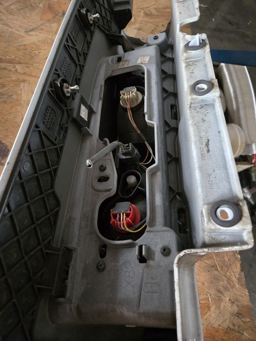 Lampa stop renault trafic an 2015 pret bucata