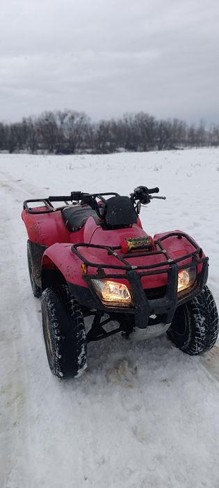 Vând atv honda recon 250