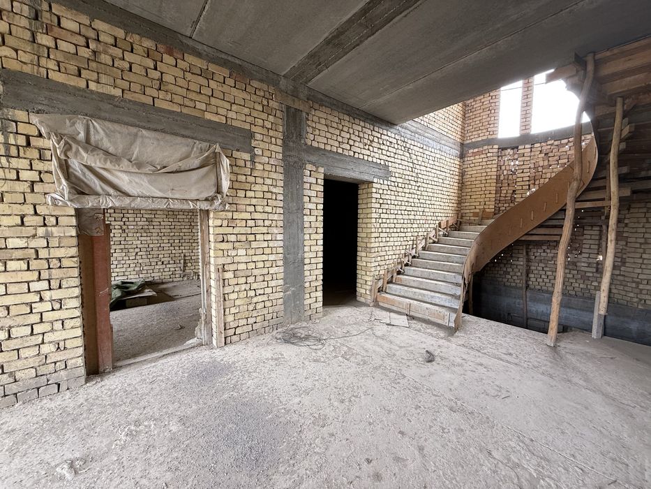 Срочно продается Олмазор тумани Мехнат, каробка уй ер нархида