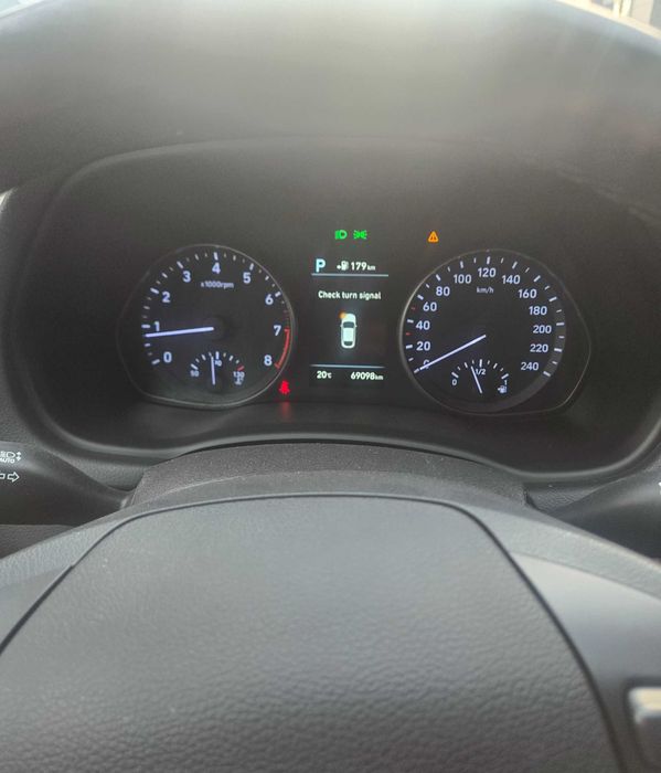 vand  hyundai  i30
