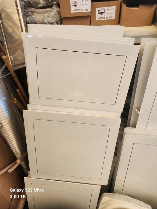 Ventilatsia va rishotkalar bor