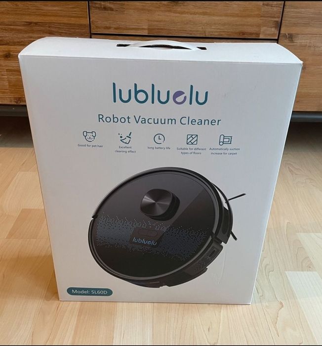 Robot de aspirare și spalare mop simultan cu recipient de praf și apa
