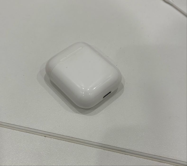 Продам оригинальные аирподс