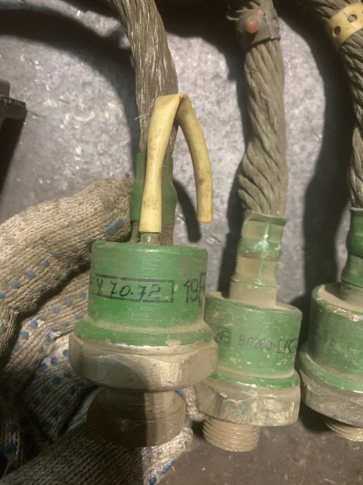 Продам тиристоры.