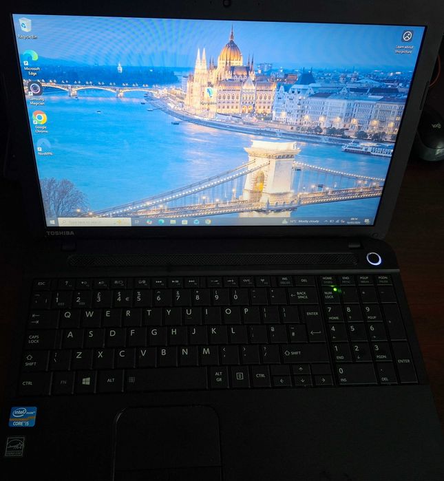 TOSHIBA PRO лаптоп, Inter core I5