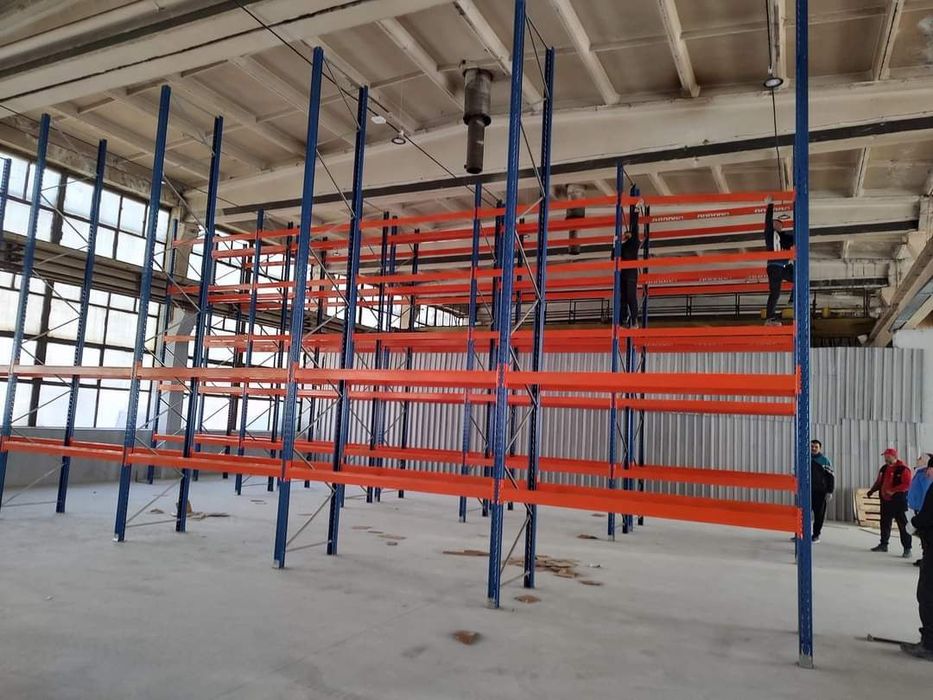 Rafturi metalice reglabile