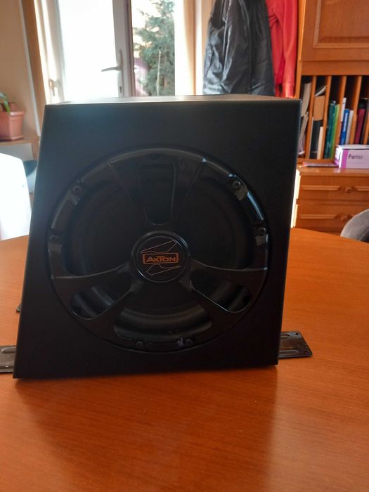 vand subwoofer auto AXTON cu statie incorporata, doua difuzoare