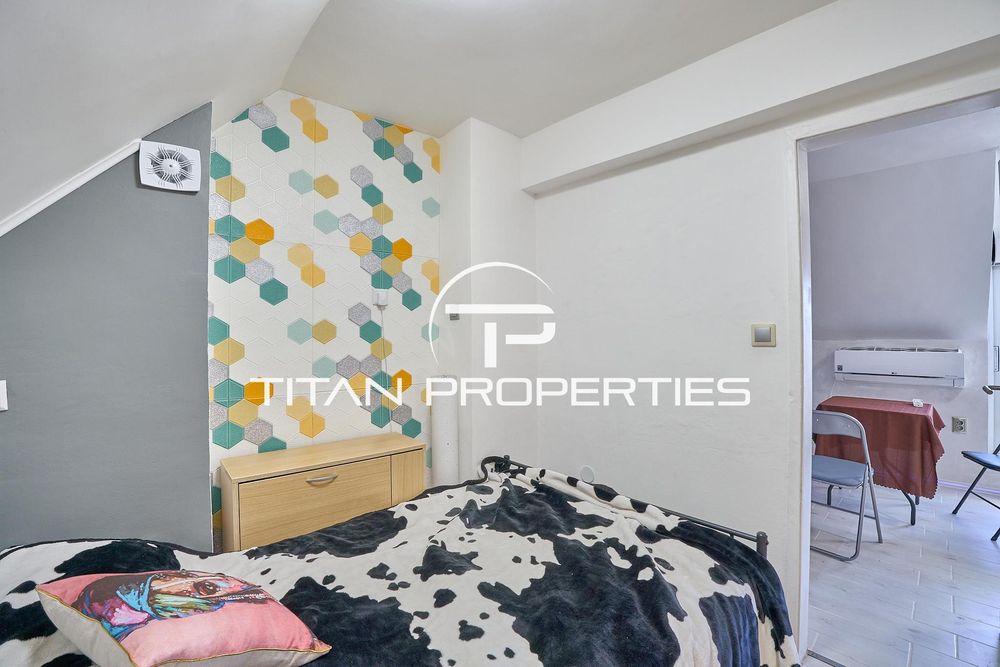 Дава се под наем Двустаен апартамент в Пловдив, Център - 30 кв.м за 325 € - Снимка #3