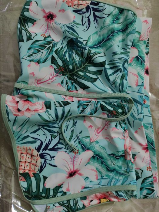 Спортен бански за сърф