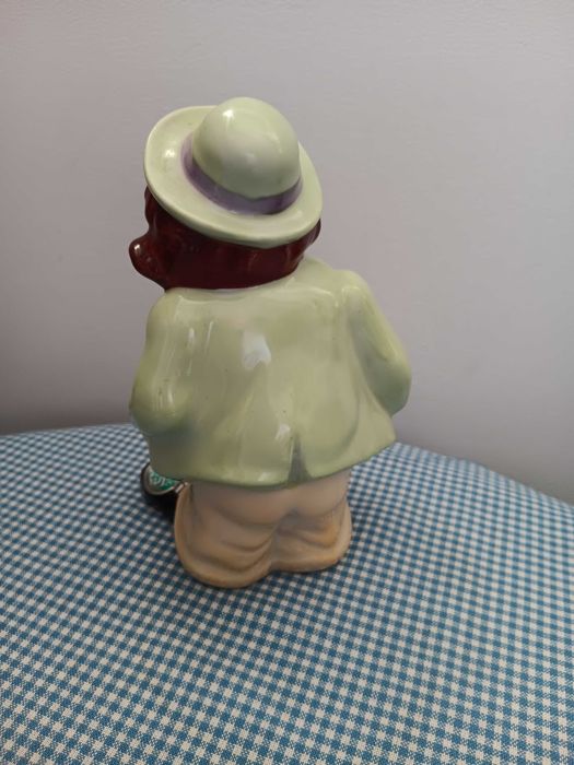 Bibelou din portelan Clovn, Romanesc, Fabricat in comunism la Cluj