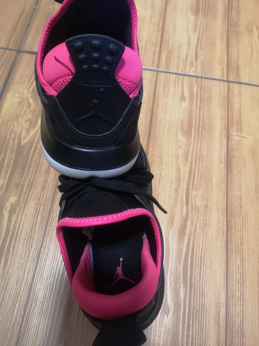 Adidași Jordan, mărime 37,5