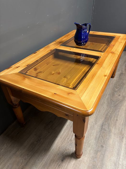 Măsuța cafea lemn masiv rășinoase