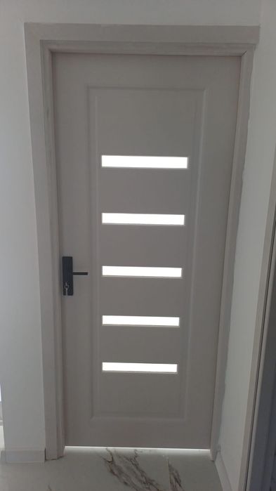 2 uși interior albe noi sigilate