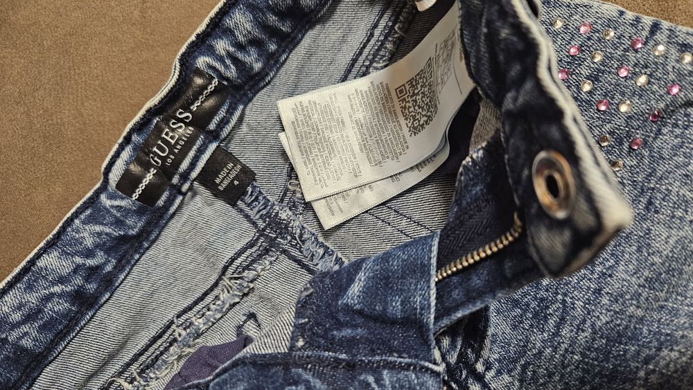 Детски дънки GUESS