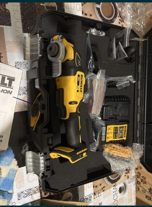 Продам DeWalt новый