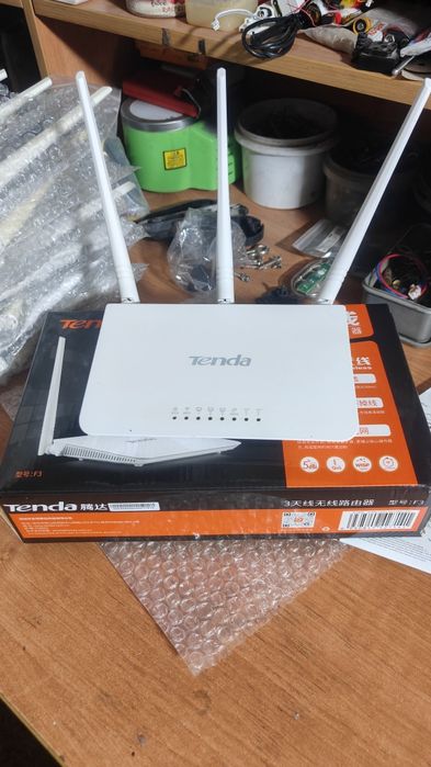 Wi-Fi роутер Tenda F3