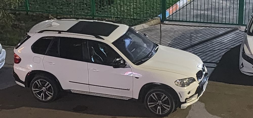 Bmw x5 e70 4.8 л