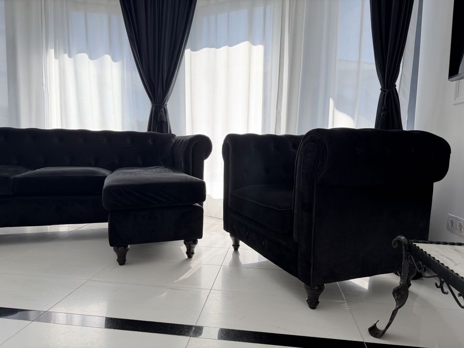 Set living - coltar + fotoliu Chesterfield din catifea neagra - stare impecabila