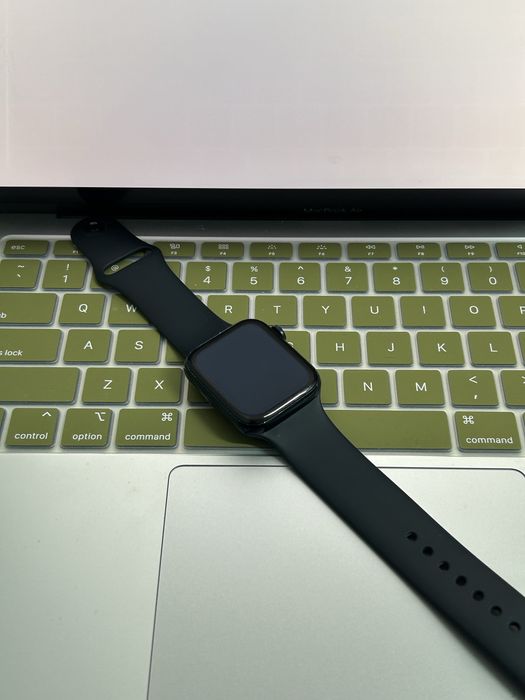 Apple Watch SE 2 44mm 100%