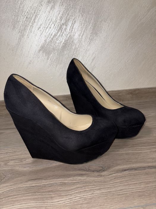 Високи обувки на платформа