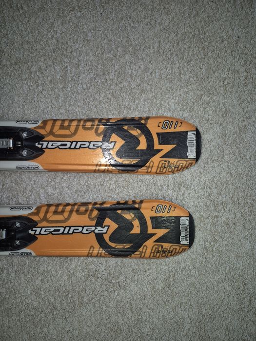 Ски 110 и ски обувки 20.5 Росиньол