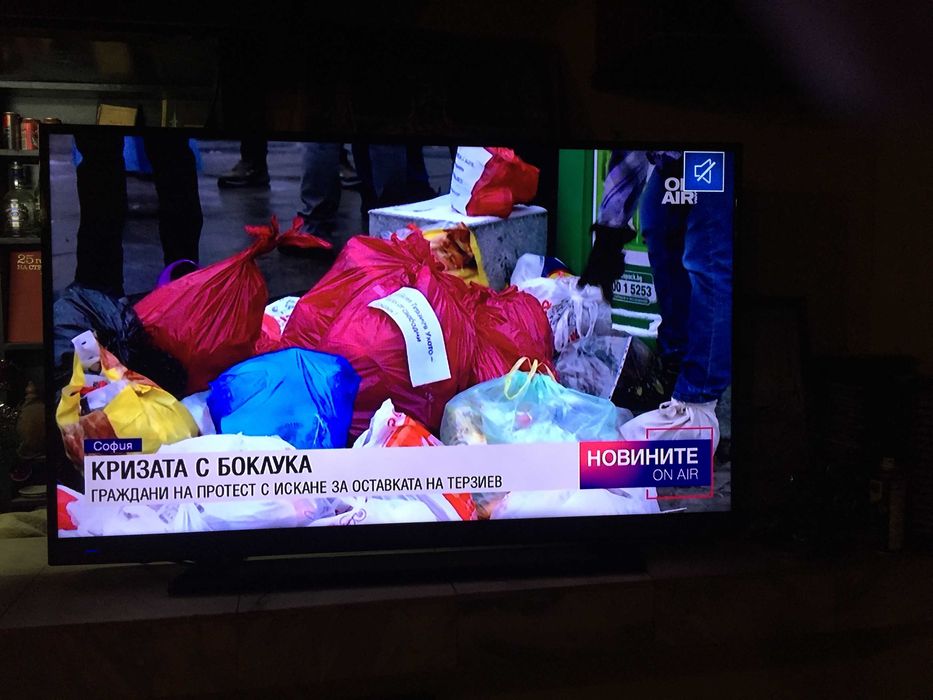 Телевизор 50" инча,LED,FHD,Grundig