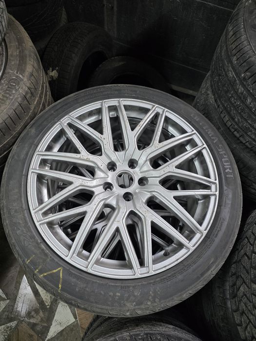 Продам диски с шинами летние новые