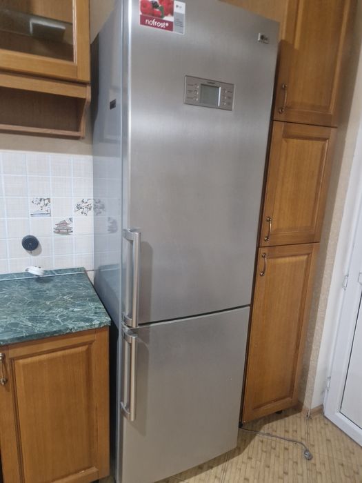 Продам кухонный гарнитур бу