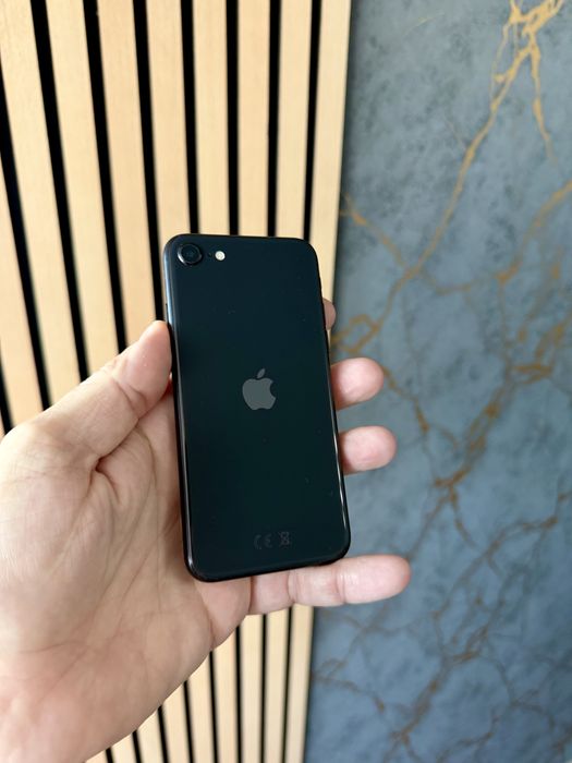 iPhone SE2, grey, memorie 128Gb, baterie 100%, iOS 27, frumos