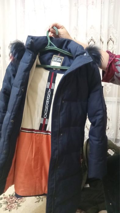 Продам теплый пуховик на девочку