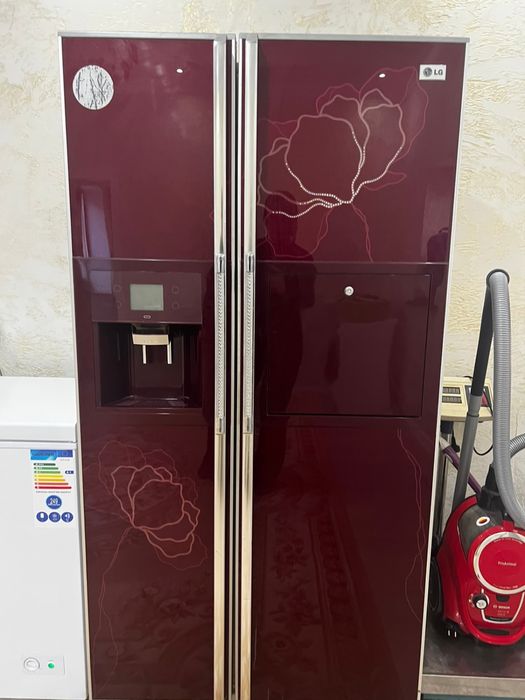 Продам холодильник LG Side by side г.Тараз