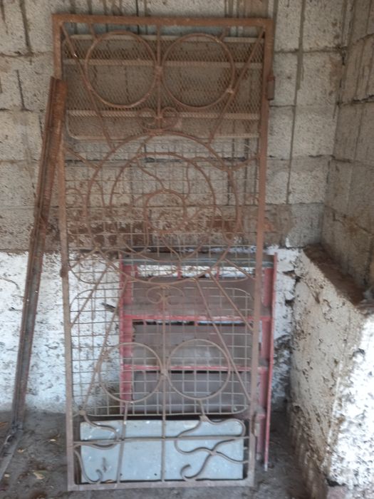 Двери перегородки для животных