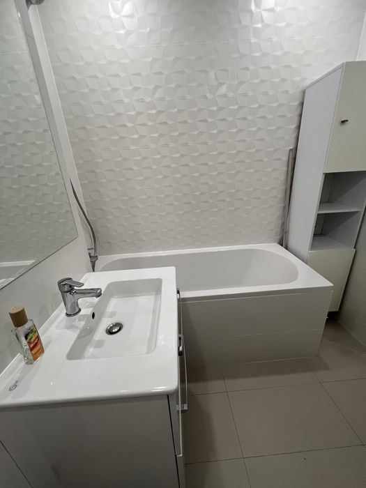 Proprietar închiriez garsonieră modernă, Pallady Hills – metrou Anghel Saligny – 470 €/lună