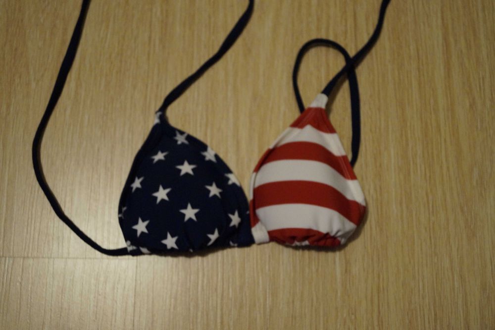 Бански 2 части - черен, цвят сьомга и плажна туника