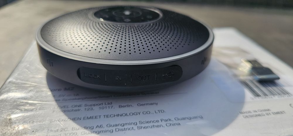 Difuzor Bluetooth pentru conferințe sau birou