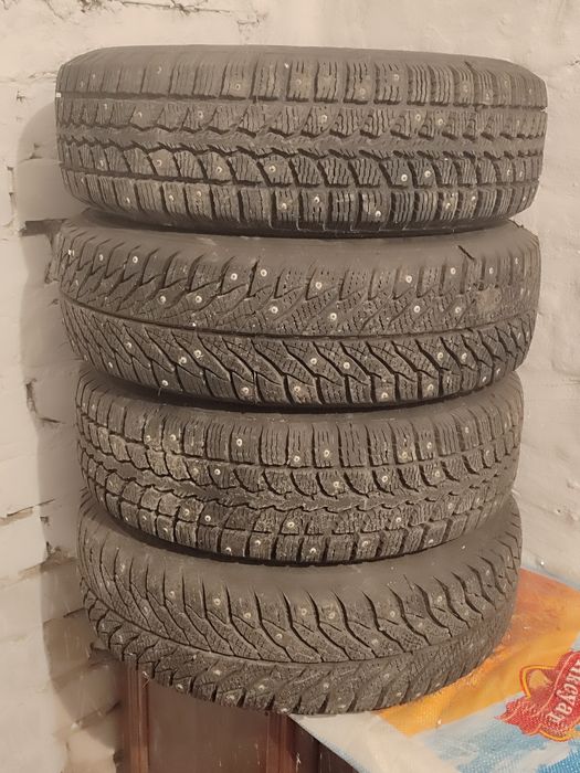 Продам зимнюю резину