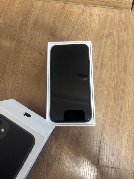 Продам iphone 11