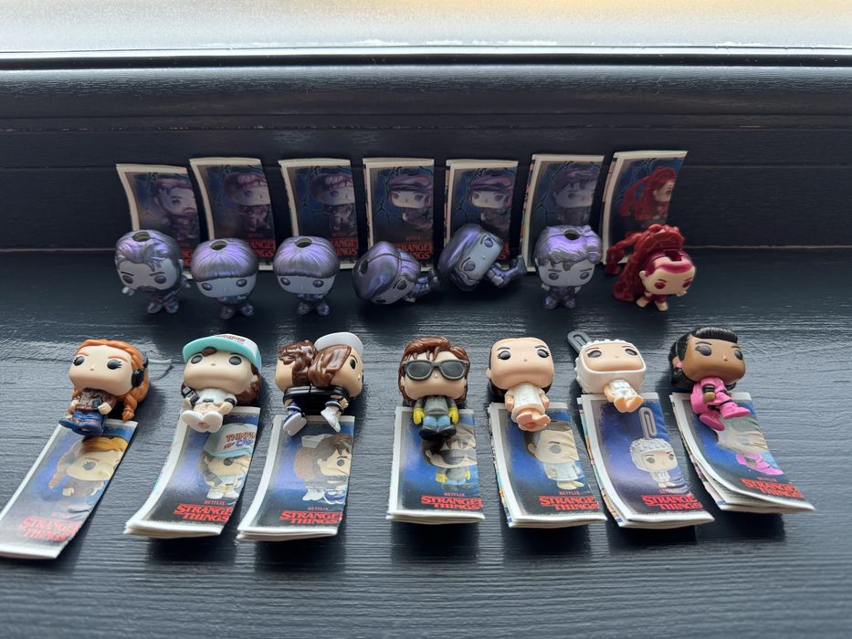 figurine kinder strangers things